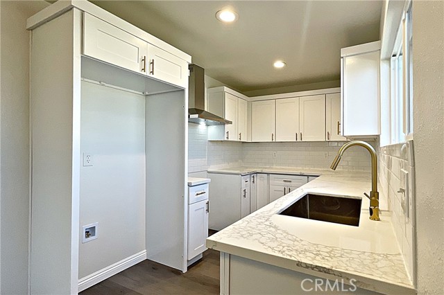 Detail Gallery Image 12 of 23 For 20723 Norwalk Bld, Lakewood,  CA 90715 - 3 Beds | 1 Baths