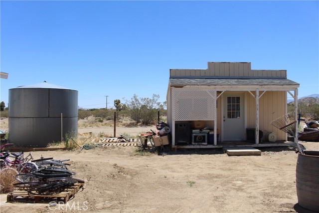 Detail Gallery Image 11 of 14 For 30875 Morningside St, Lucerne Valley,  CA 92356 - 3 Beds | 2 Baths