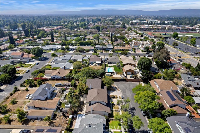 Detail Gallery Image 3 of 29 For 10532 Balcom Ave, Granada Hills,  CA 91344 - 4 Beds | 3 Baths