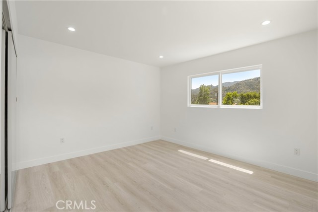 3419 Montrose Avenue, La Crescenta CA: https://media.crmls.org/medias/4633f8e0-35be-4434-907e-0cfaebf9985b.jpg