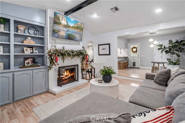 Detail Gallery Image 15 of 57 For 43034 Cherbourg, Lancaster,  CA 93536 - 3 Beds | 2 Baths