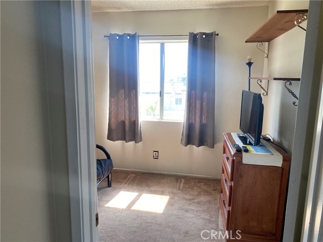 Detail Gallery Image 23 of 58 For 10691 Hill Grass Dr, Moreno Valley,  CA 92557 - 3 Beds | 2/1 Baths
