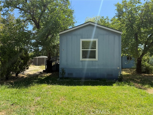 375 State 20 E Highway, Upper Lake CA: https://media.crmls.org/medias/46349bcc-66e8-42ca-9b8f-1251423c7966.jpg