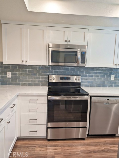Detail Gallery Image 7 of 22 For 1699 Longbranch Ave, Grover Beach,  CA 93433 - 3 Beds | 2/1 Baths