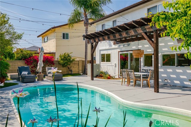 Image 59 of 73 For 4972 Park  