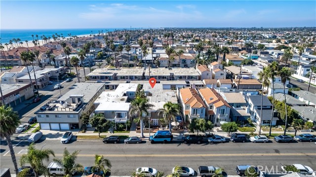 Detail Gallery Image 43 of 44 For 209 13th St #D,  Huntington Beach,  CA 92648 - 2 Beds | 2 Baths