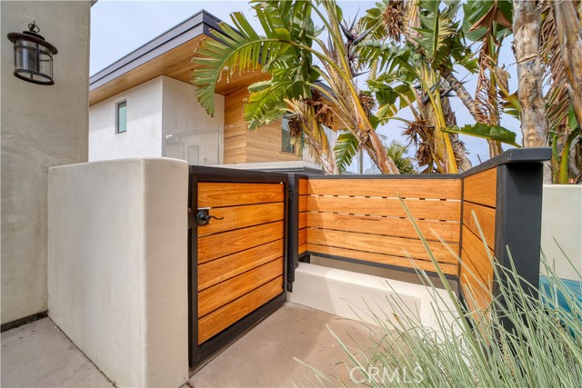 375 El Portal Drive, Pismo Beach CA: https://media.crmls.org/medias/4636b99f-19ad-451d-88de-5acfd66c3543.jpg