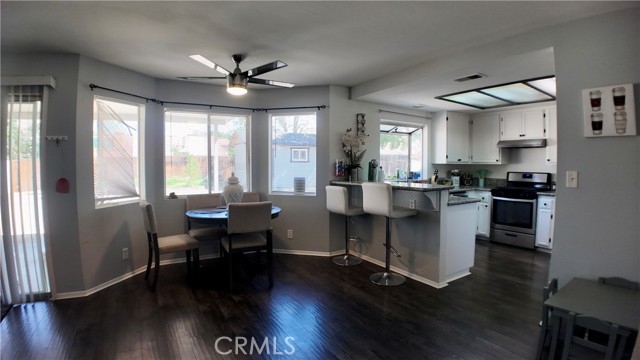 Detail Gallery Image 15 of 62 For 2335 Langhorn St, Lancaster,  CA 93535 - 4 Beds | 2/1 Baths
