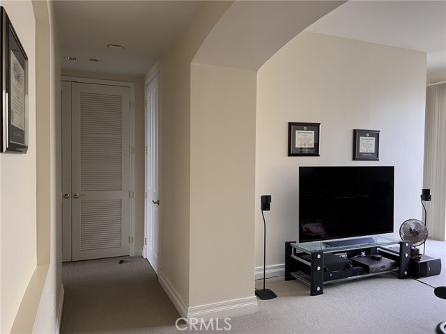 Drew Fenton | 11847 Gorham Avenue Los Angeles CA | MLS: 6884874