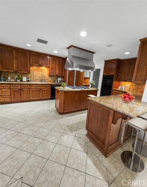Detail Gallery Image 13 of 66 For 15702 Janine Dr, Whittier,  CA 90603 - 5 Beds | 4 Baths