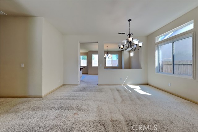 Detail Gallery Image 11 of 75 For 1573 Esplanade Dr, Merced,  CA 95348 - 4 Beds | 2 Baths