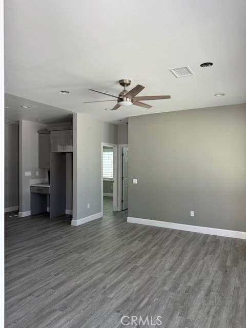 Detail Gallery Image 3 of 8 For 1204 Palm Ave #2,  Corona,  CA 92879 - 2 Beds | 2 Baths