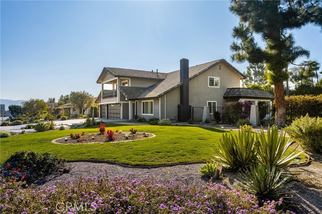 Detail Gallery Image 2 of 68 For 6001 Foxfield Ln, Yorba Linda,  CA 92886 - 5 Beds | 3 Baths