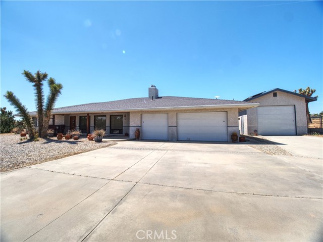 Detail Gallery Image 8 of 27 For 5126 Canton St, Yucca Valley,  CA 92284 - 2 Beds | 2 Baths