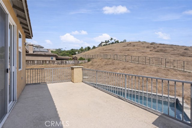 Detail Gallery Image 10 of 41 For 16395 Ridge Field, Riverside,  CA 92503 - 5 Beds | 4 Baths