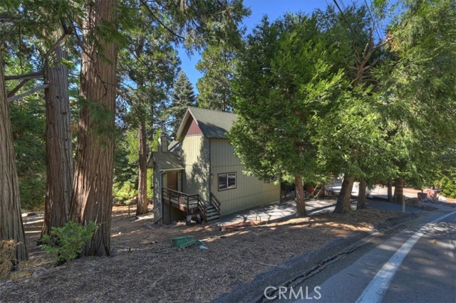 420 Cumberland, Lake Arrowhead, CA 92352