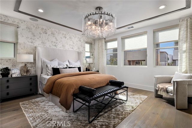 Detail Gallery Image 9 of 16 For 169 Apron, Irvine,  CA 92618 - 5 Beds | 5 Baths