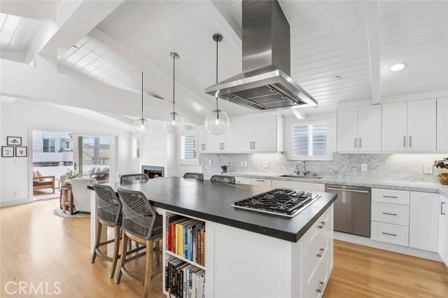 445 Marine AVE Unit: A