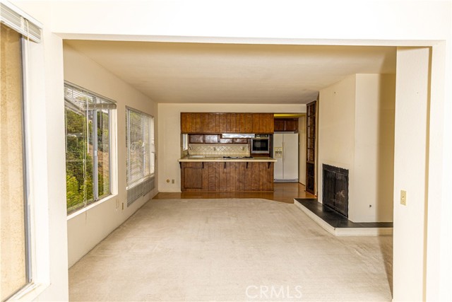3621 S Emily Street, San Pedro CA: https://media.crmls.org/medias/463bffdb-2f14-4184-91d9-ab727db1e7bb.jpg