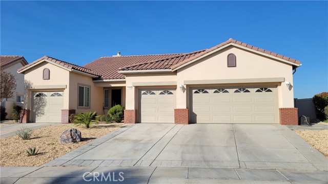 Detail Gallery Image 6 of 27 For 11002 Dandelion Ln, Apple Valley,  CA 92308 - 3 Beds | 2 Baths