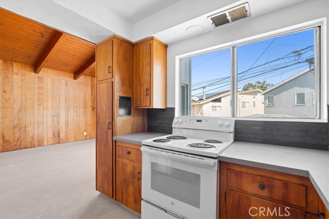 Detail Gallery Image 24 of 39 For 5829 E 2nd, Long Beach,  CA 90803 - – Beds | – Baths