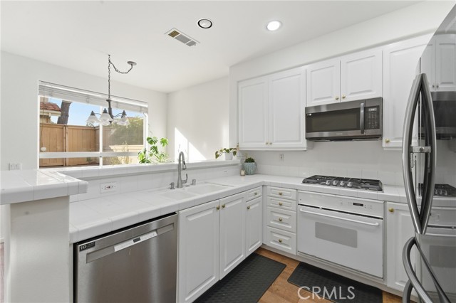 Detail Gallery Image 14 of 32 For 4933 Santo, Oak Park,  CA 91377 - 3 Beds | 2/1 Baths