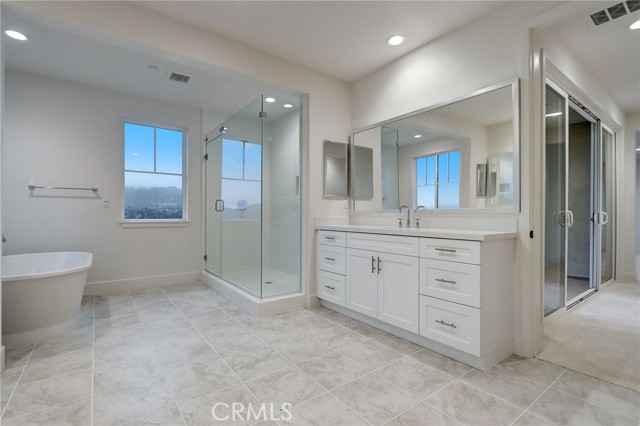 Detail Gallery Image 44 of 75 For 21165 Canyon View Pl, Chatsworth,  CA 91311 - 5 Beds | 5/1 Baths