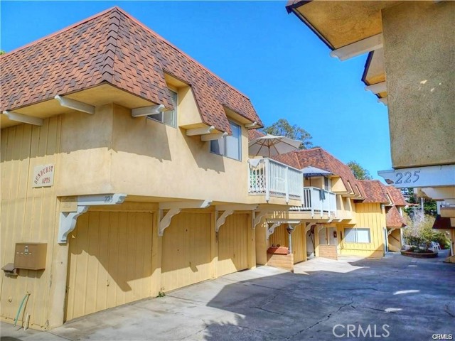 MLS# OC23077368