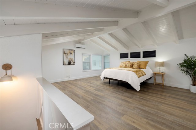 Detail Gallery Image 19 of 23 For 221 Larkspur Ave, Corona Del Mar,  CA 92625 - 4 Beds | 3 Baths