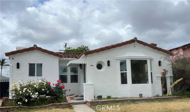 Detail Gallery Image 1 of 1 For 1316 W 80th St, Los Angeles,  CA 90044 - 3 Beds | 2 Baths