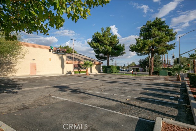 2162 E Palmdale Boulevard, Palmdale CA: https://media.crmls.org/medias/463e7645-4a59-4fe6-9488-3f44bb619484.jpg
