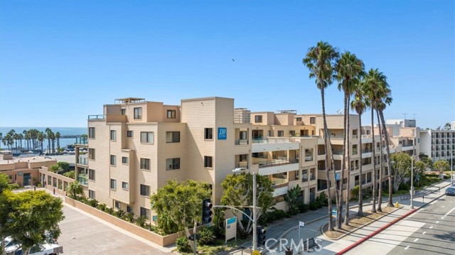 110 The Village, Redondo Beach, California 90277, 2 Bedrooms Bedrooms, ,2 BathroomsBathrooms,Residential,Sold,The Village,SB23176576