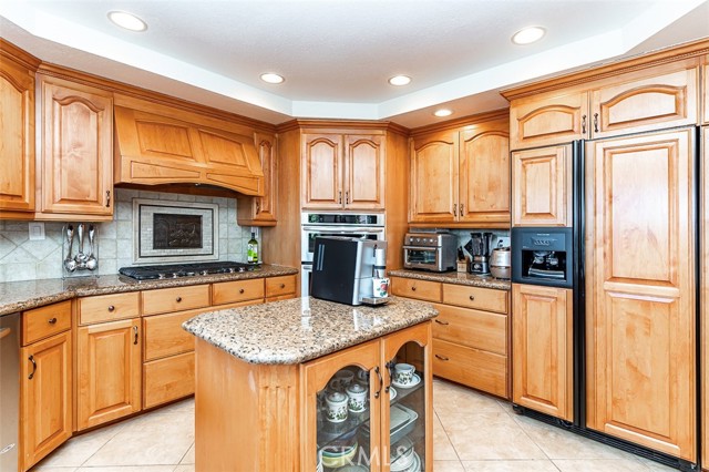 Image 14 of 37 For 2826 Larkspur Avenue