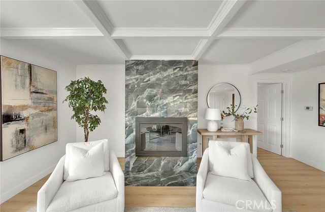 Detail Gallery Image 6 of 75 For 4701 Don Miguel, Los Angeles,  CA 90008 - 3 Beds | 3 Baths