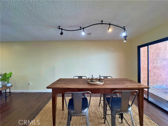 Detail Gallery Image 12 of 50 For 4177 Manhattan Beach Blvd., Lawndale,  CA 90260 - 3 Beds | 3 Baths