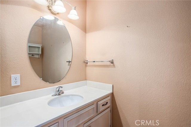 Detail Gallery Image 15 of 38 For 588 Twin Hills Dr, Banning,  CA 92220 - 3 Beds | 2/1 Baths