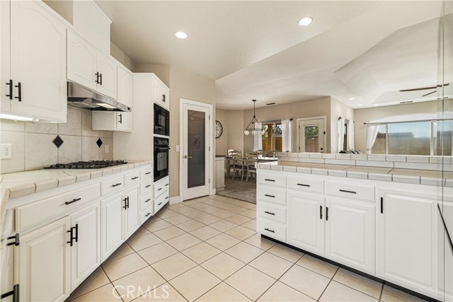 Detail Gallery Image 13 of 41 For 6 Vintage Ct, Chico,  CA 95973 - 3 Beds | 2 Baths