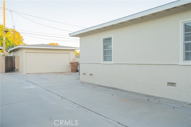 400 N Lee Avenue, Fullerton CA: https://media.crmls.org/medias/4642c8a8-1f7a-4c5c-9345-193bea41a170.jpg
