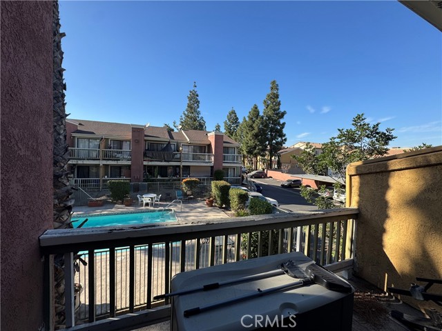 Detail Gallery Image 8 of 9 For 760 Rimpau Avenue #202,  Corona,  CA 92879 - 2 Beds | 2 Baths