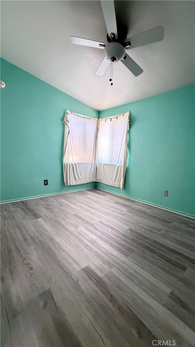 https://media.crmls.org/medias/464381a6-5505-4386-ae06-a7086e83732d.jpg?preset=X-Large