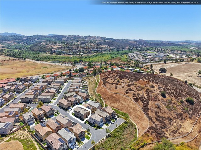 5422 Luna Way, Bonsall CA: https://media.crmls.org/medias/464421d6-2ecb-446e-b07b-fd0540133d83.jpg