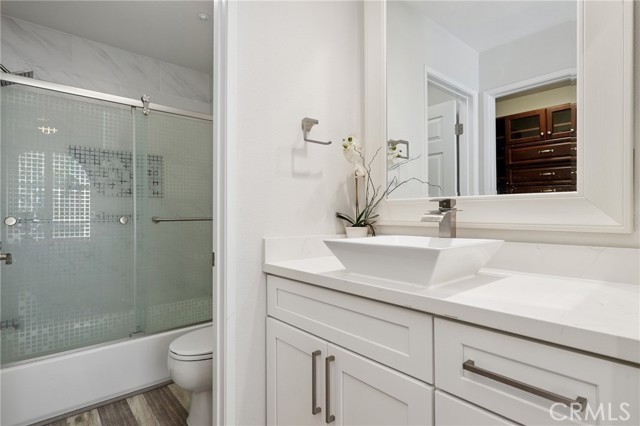 2960 Champion Way, Tustin CA: https://media.crmls.org/medias/46442ff3-ab55-4221-a234-e5561234e0d0.jpg