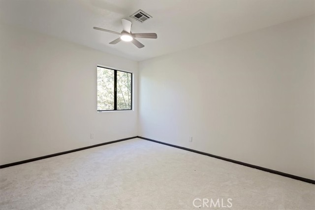 Detail Gallery Image 36 of 50 For 695 Grass Valley Rd, Lake Arrowhead,  CA 92352 - 3 Beds | 2 Baths