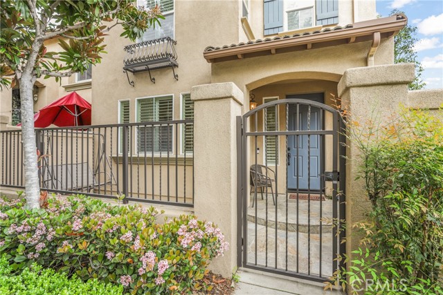 18 New Season, Irvine CA: https://media.crmls.org/medias/464489ca-2ef7-4573-914f-a84152b88c06.jpg