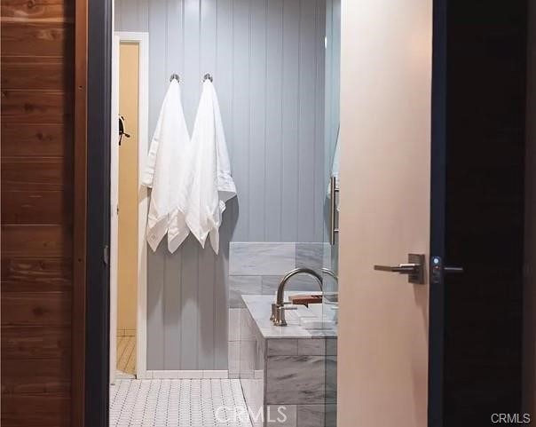 Detail Gallery Image 27 of 42 For 555 Dover Ct, Lake Arrowhead,  CA 92352 - 5 Beds | 2/1 Baths