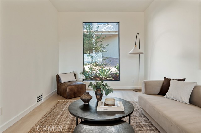 Detail Gallery Image 16 of 42 For 1117 Oberlin, Glendale,  CA 91205 - 4 Beds | 3/1 Baths