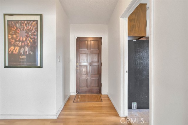 Detail Gallery Image 3 of 51 For 812 N Millard Ave, Rialto,  CA 92376 - 3 Beds | 1/1 Baths