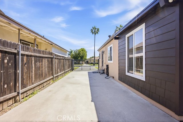 Detail Gallery Image 34 of 34 For 409 Sycamore, Glendora,  CA 91741 - 3 Beds | 1/1 Baths