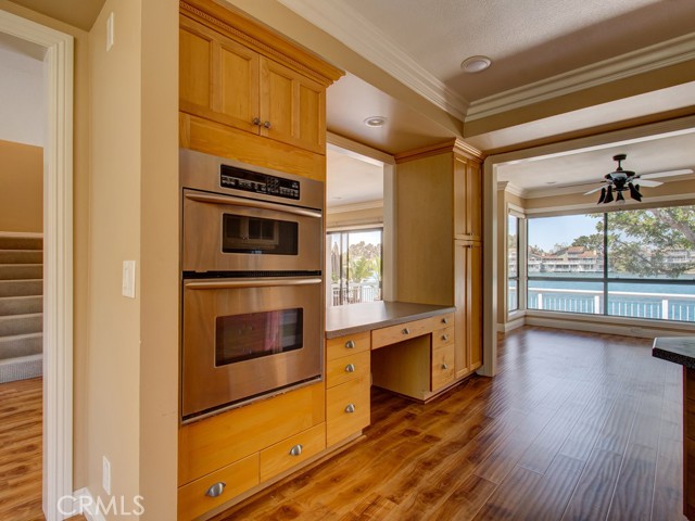 Detail Gallery Image 12 of 29 For 65 Lakeshore #13,  Irvine,  CA 92604 - 4 Beds | 3 Baths