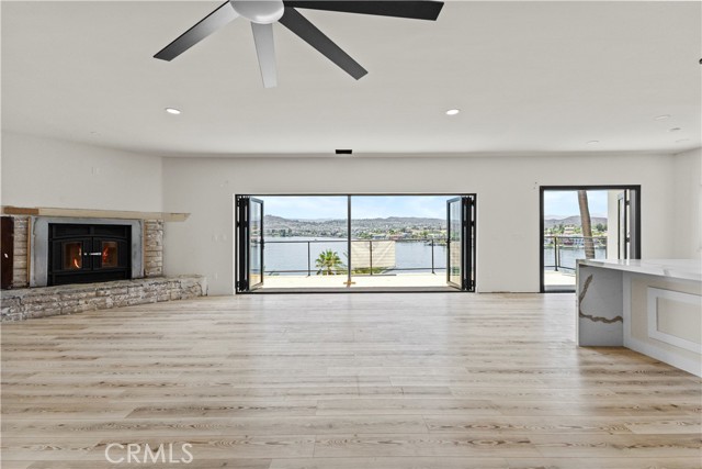 22262 San Joaquin W Drive, Canyon Lake CA: https://media.crmls.org/medias/46474c35-7987-47f8-a006-d2ed327235ec.jpg